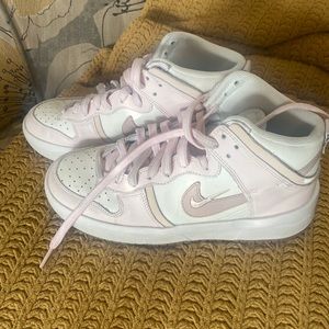 Women’s Nike Dunk High
